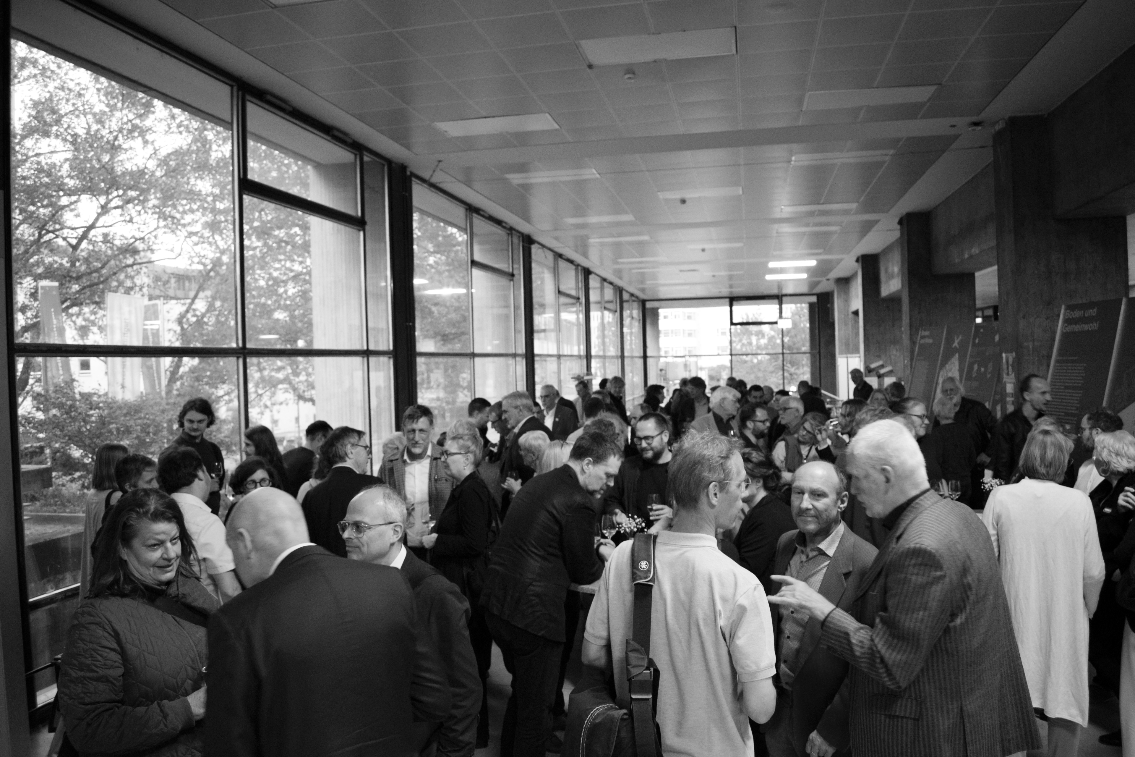 Antrittsvorlesung, Foyer im Kollegiengebäude 1